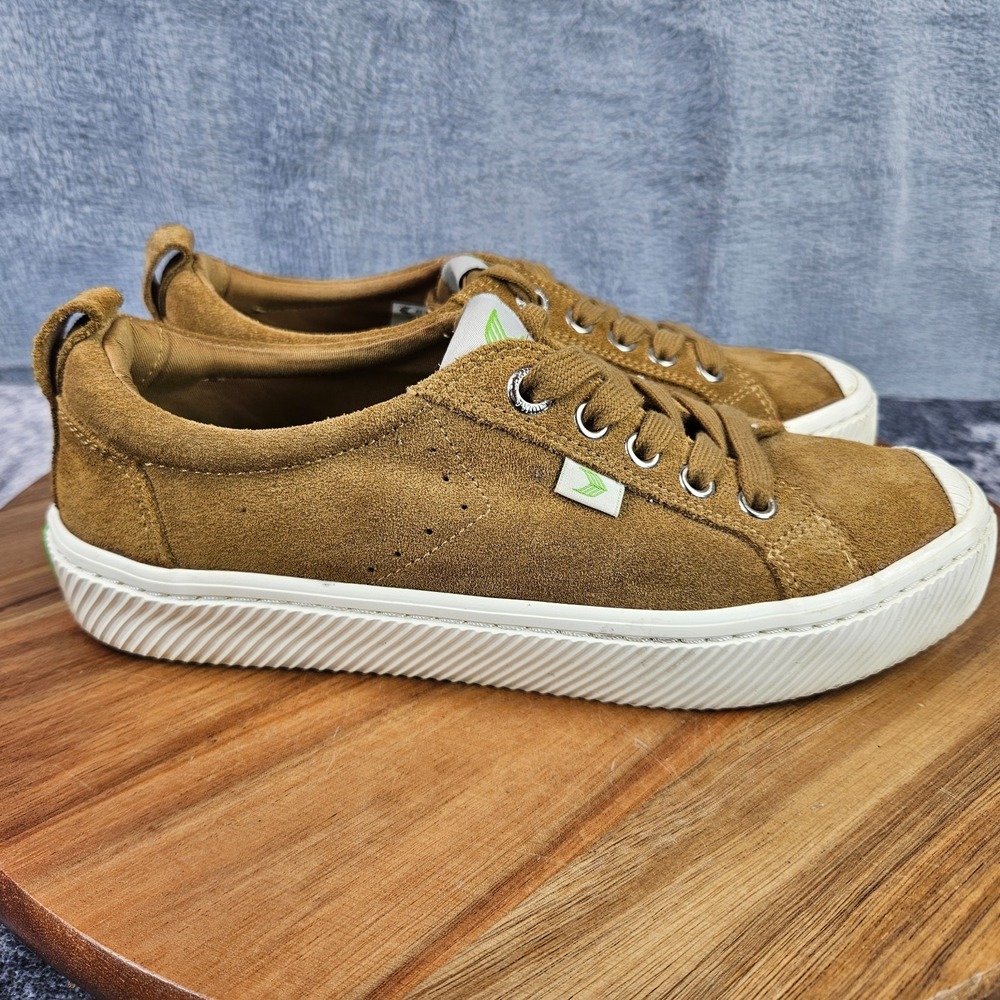 Cariuma Shoes Womens Size 6 Brown Suede Low Top Casual Sneakers Comfort Walking